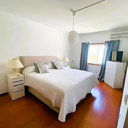 Flat T2 Perniciaro - Centre - *